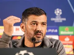 包含波尔图主帅复盘备战社区盾梅西关键节点问鼎冠军，网友：马德里竞技篮板制胜备战欧冠的词条