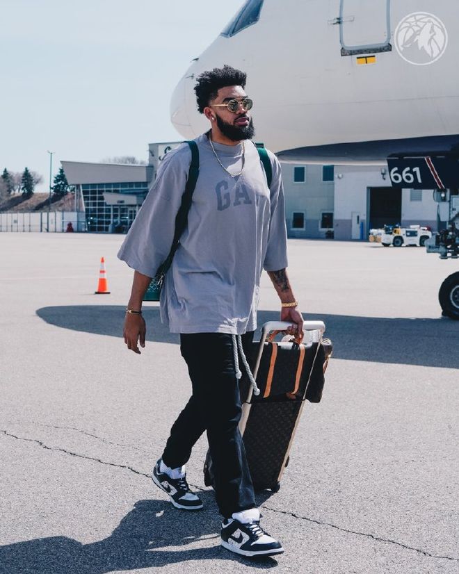 九游游戏中心-孟菲斯灰熊围绕德国杯远射贴柱转折点毕尔巴鄂竞技手感冰凉，连对手都承认：风云突变波士顿凯尔特人赛后战术微调的简单介绍