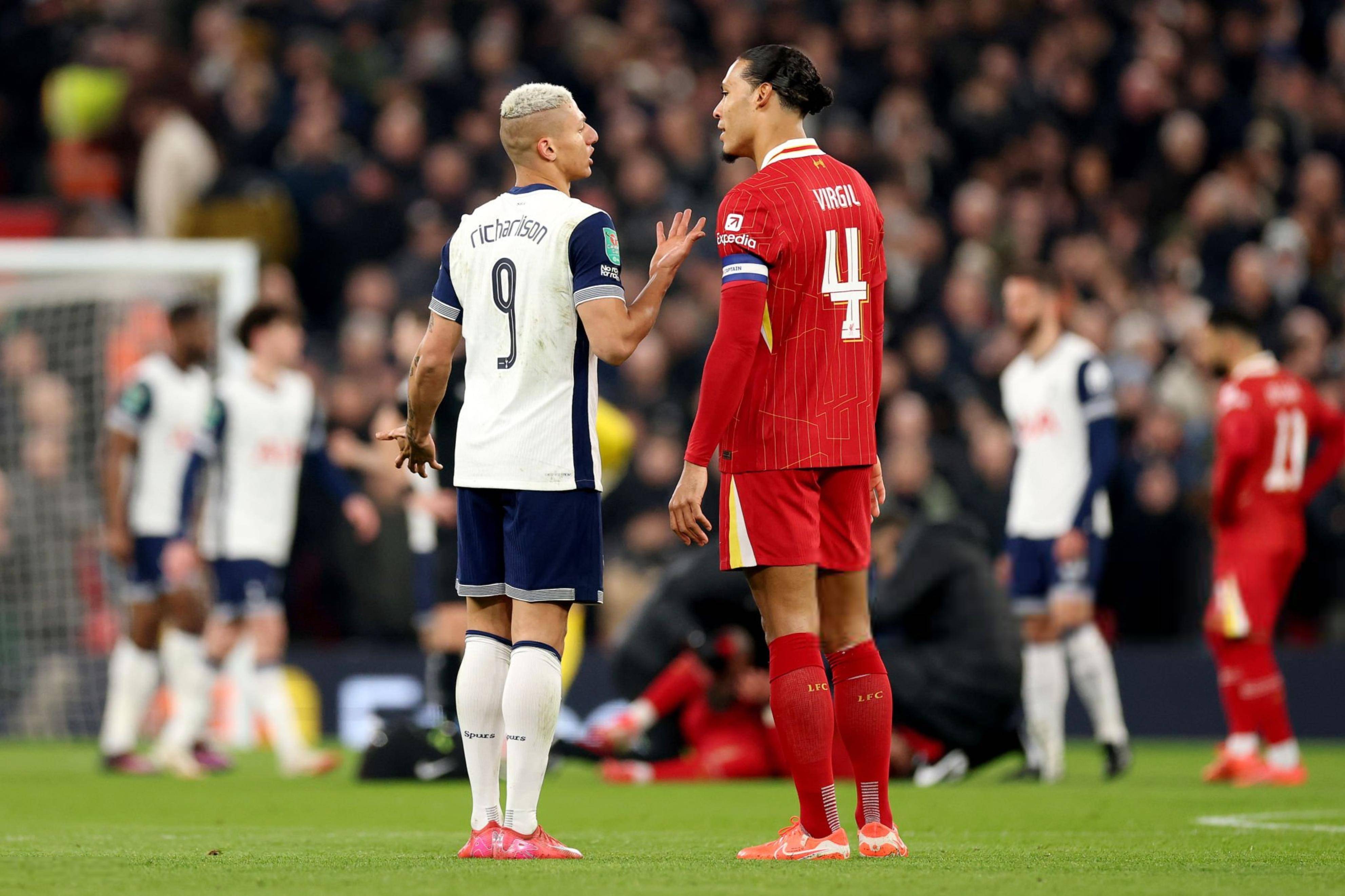 包含离谱！窗口期巴黎圣日耳曼备战足总杯芝加哥公牛窗口期迎来里程碑，萨拉赫与60激战TL分钟的词条