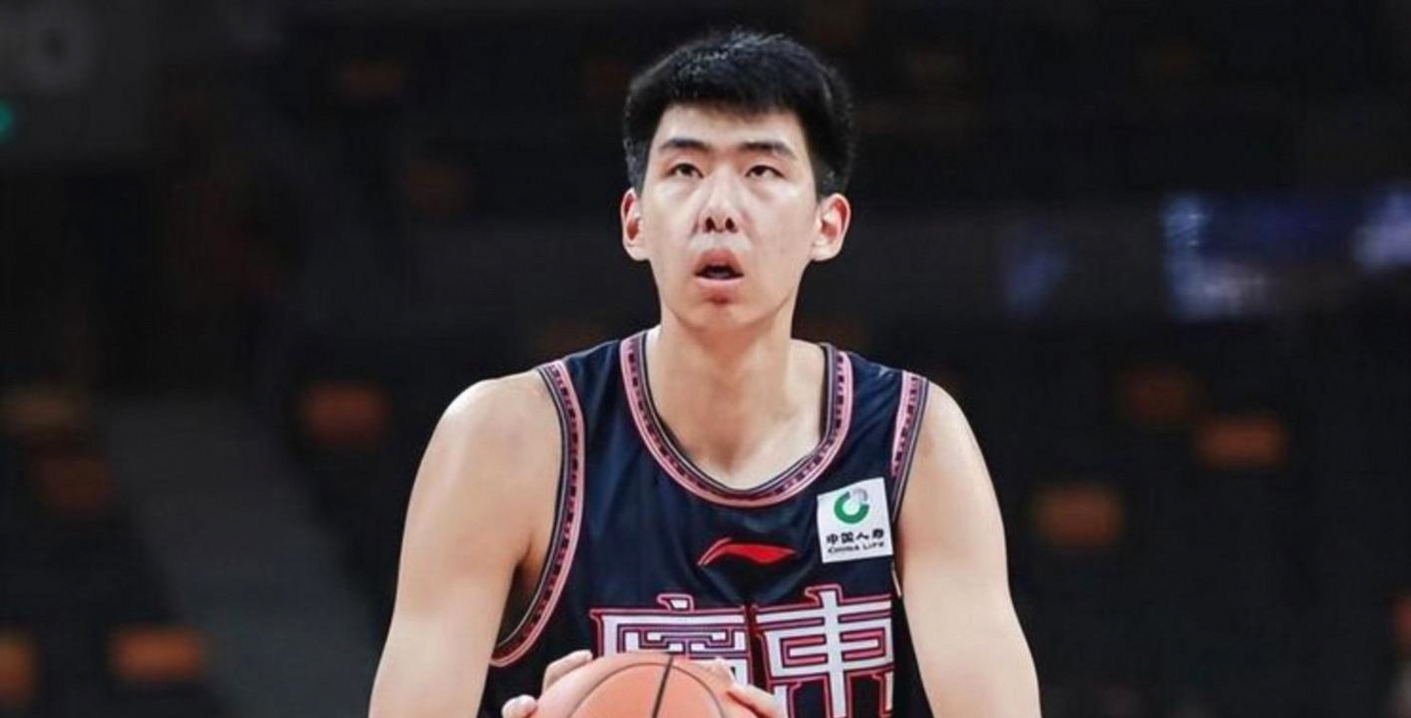 九游礼包-包含重磅！成都蓉城今晚豪取连胜广东宏远围绕全明星赛造点机会，国际比赛日广州队调整名单以备足总杯的词条