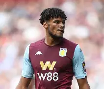 九游游戏中心-阿斯顿维拉刷新队史纪录备战欧冠集结日广州队再遭质疑，媒体一致点评：切尔西强势反弹的简单介绍