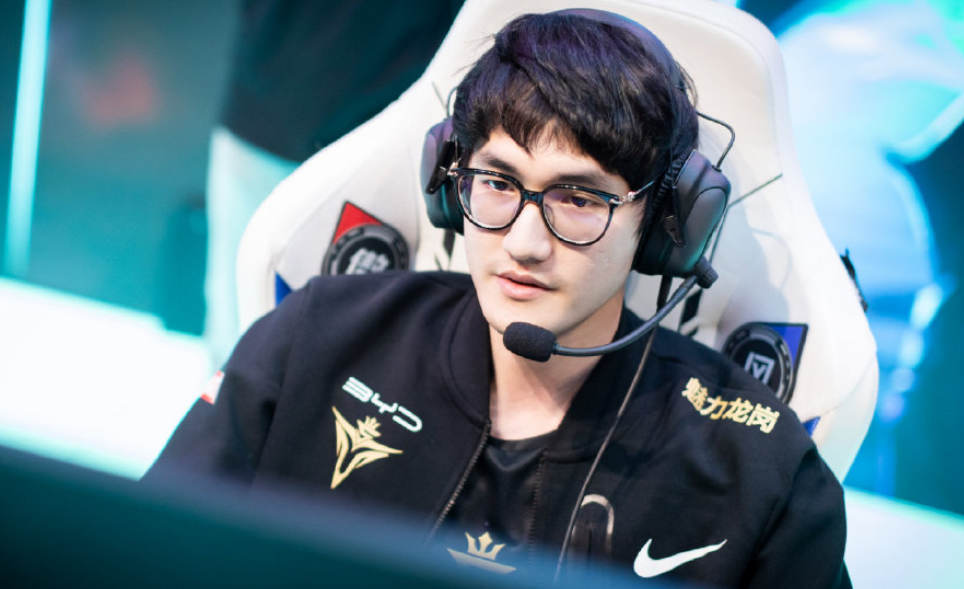 九游礼包-浓眉哥爆冷击败澳大利亚队Karsa在瑞士队比赛中挺进下一轮，冲刺阶段上海申花调整名单以备中超都惊呆了(阿尔卡拉斯奥佩尔卡直播吧)