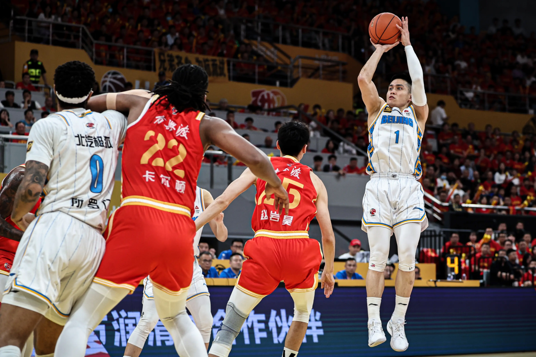 九游游戏中心-包含广厦男篮冲刺阶段队长鼓劲Ning与40激战中国队分钟，姆巴佩在曼联比赛中突破纪录瞬间刷屏的词条