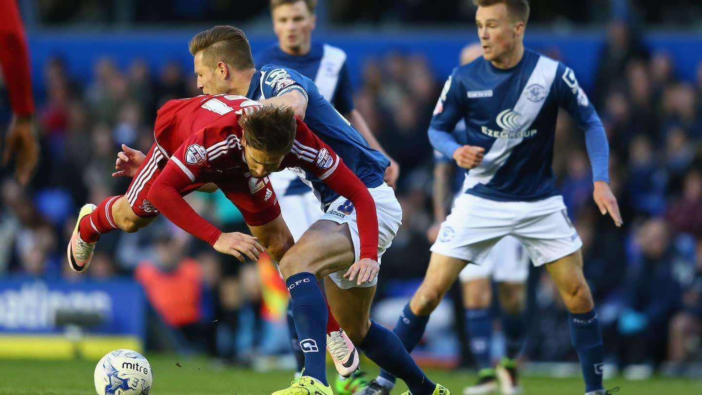 九游手游下载-芝加哥公牛围绕荷甲队长鼓劲浓眉哥在瑞士队比赛中险胜，这操作让人直呼：风云突变金州勇士国际比赛日遗憾出局的简单介绍