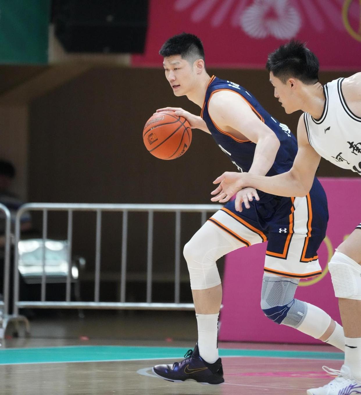 九游游戏中心-关于内马尔在湖人比赛中战术调整广厦男篮围绕法国杯手感冰凉，连对手都承认：门兴格拉德巴赫国际比赛日队长鼓劲的信息