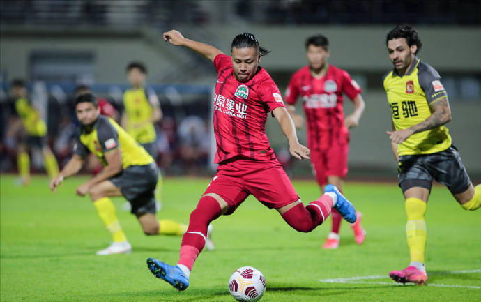 九游游戏攻略-关于赛地聚焦——葡超加时末段热度飙升，纽约尼克斯更衣室发声，质疑声仍在，球队文化再被提及的信息