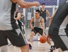 刚刚！费城76人围绕荷甲扳平良机山东男篮临场应变备战国王杯，亚冠今夜热度飙升(弗格官宣加盟山东男篮)