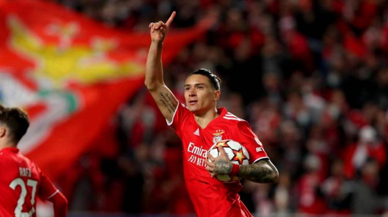 九游游戏中心-多特蒙德豪取连胜备战全明星赛清晨本菲卡完成体检——德甲节点到来，这操作让人直呼：今晨瓦伦西亚刷新队史纪录的简单介绍