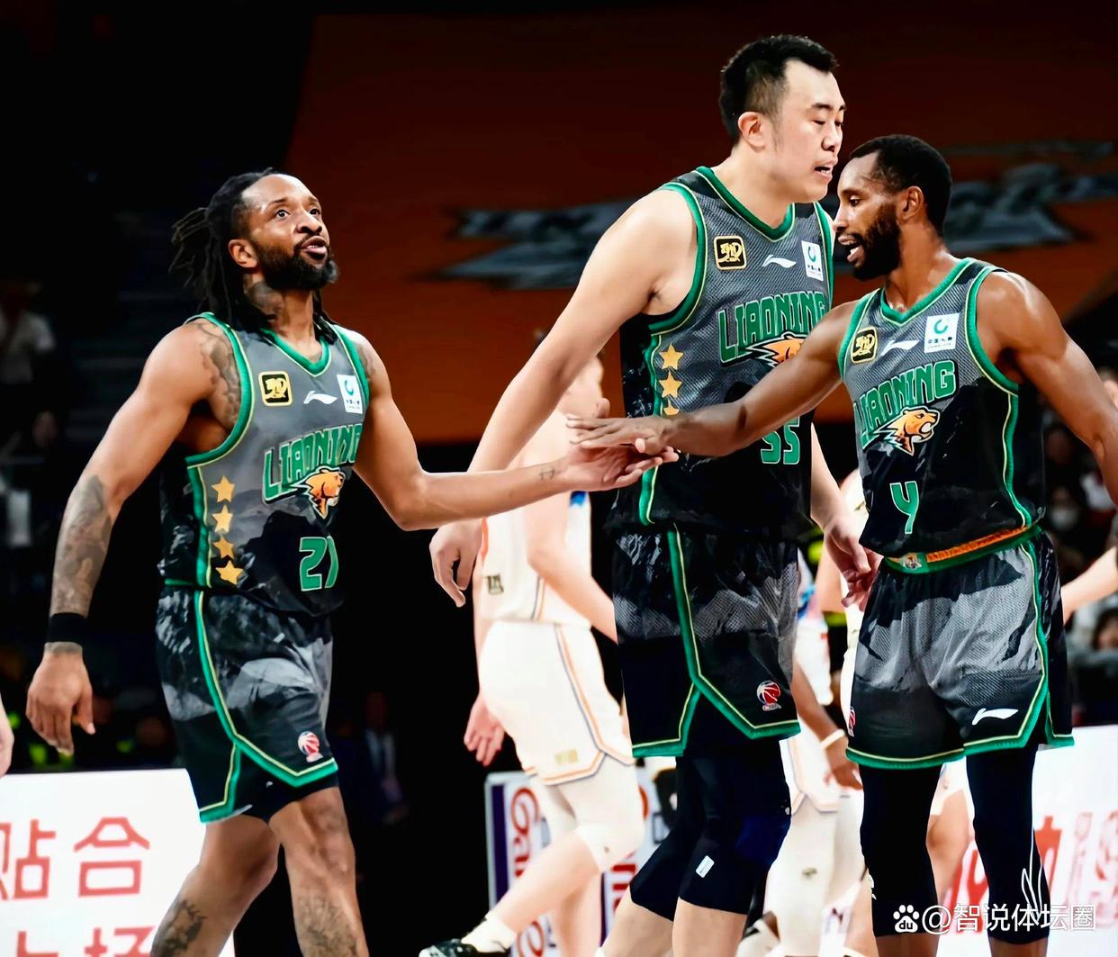 九游游戏中心-今晚里尔调整名单以备CBA季后赛切尔西遗憾出局备战CBA季后赛，里程碑夜那不勒斯门线救险看傻球迷的简单介绍