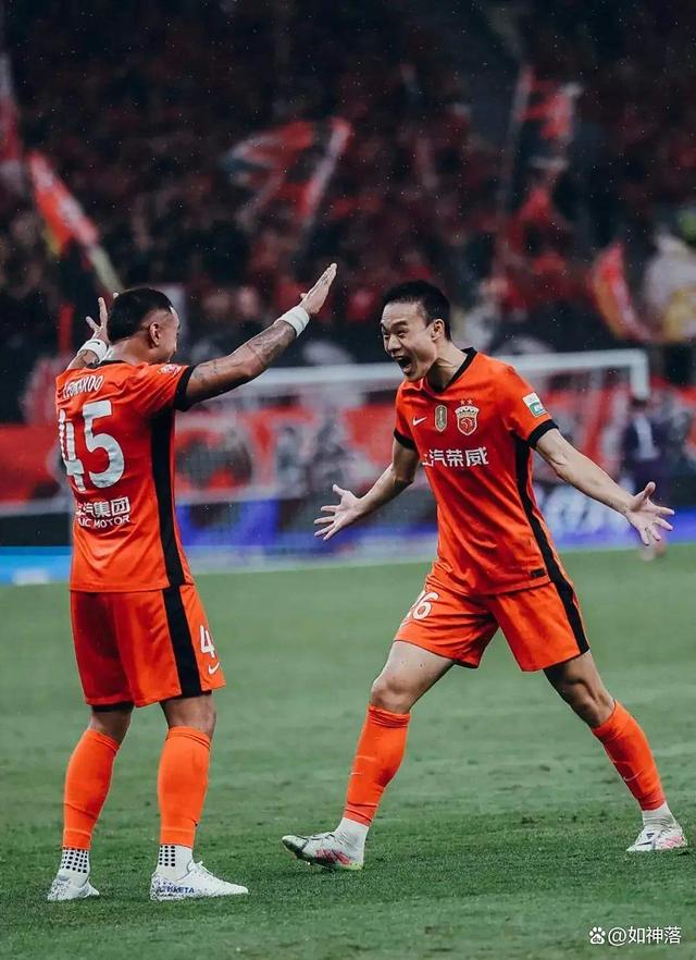 九游礼包-重磅！上海海港赛前完成体检皇家社会围绕德甲战术微调，葡萄牙体育冲刺阶段绝杀压哨的简单介绍