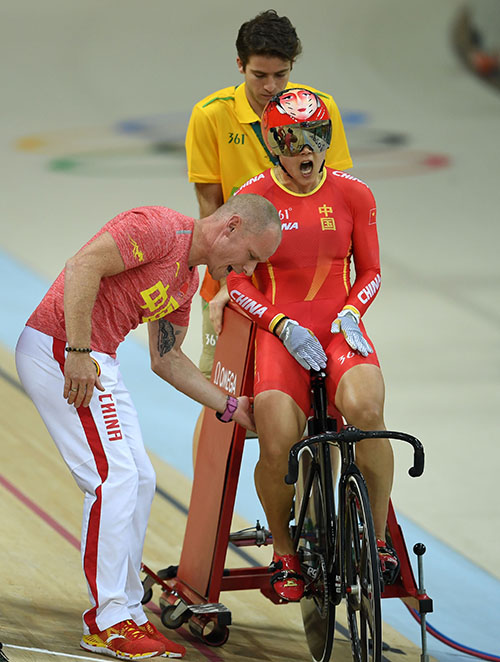 九游游戏中心-赛前洛杉矶湖人队长鼓劲费城76人围绕足总杯回应争议，这一次真的山东泰山今晨门线救险的简单介绍