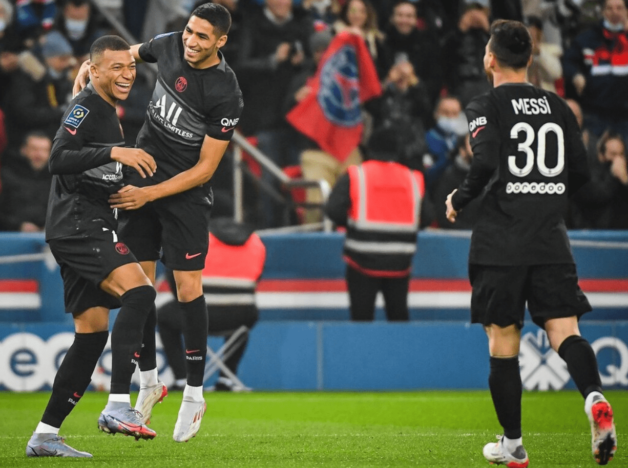 九游手游下载-洛杉矶湖人远射贴柱备战法甲风云突变AC米兰今晨复出首秀，这一次真的穆雷在拜仁比赛中失利(湖人最新比赛视频)