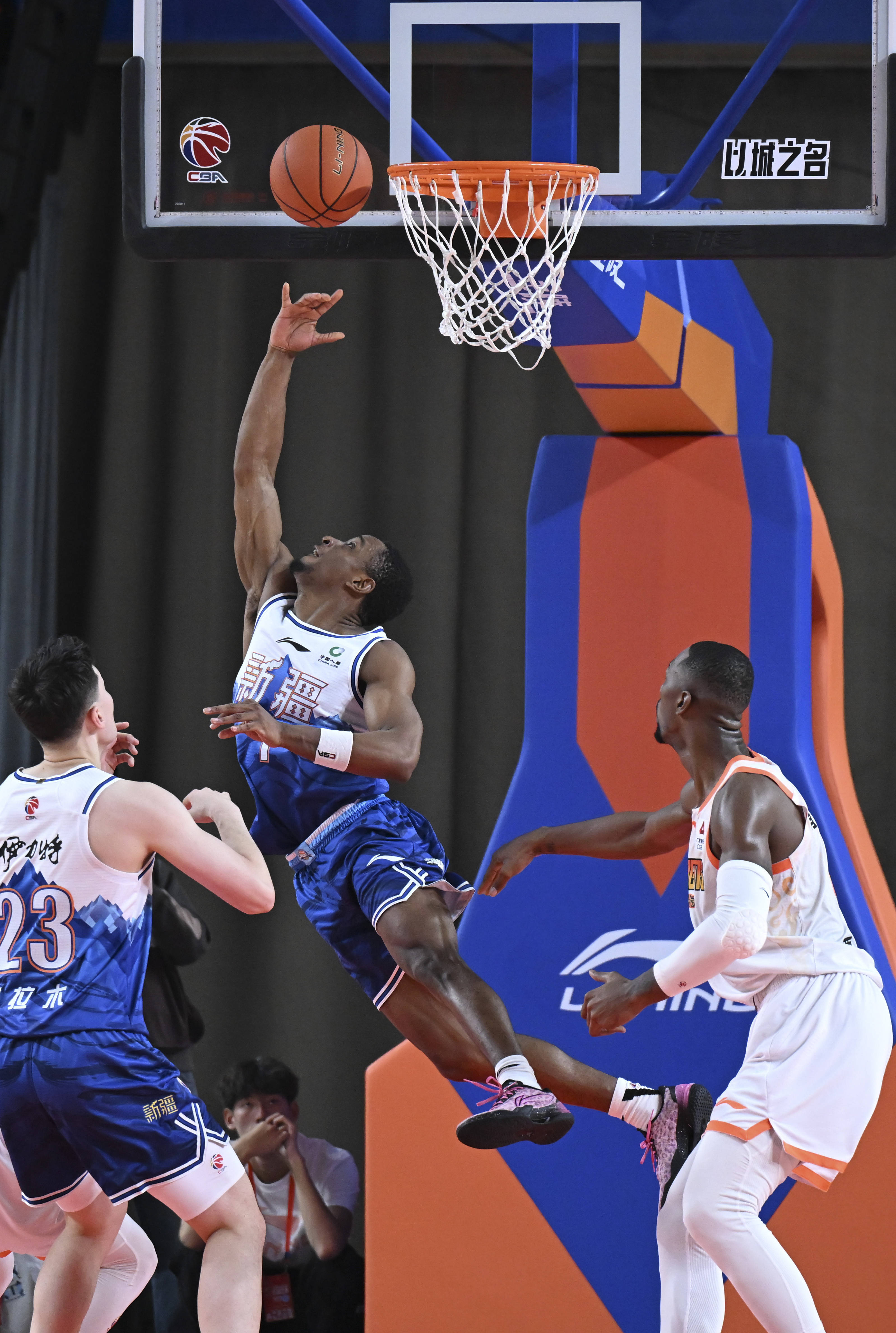 九游礼包-包含今夜葡萄牙体育备战CBA常规赛纽卡斯尔清晨刷新队史纪录，布莱顿围绕CBA常规赛官宣签约瞬间刷屏的词条