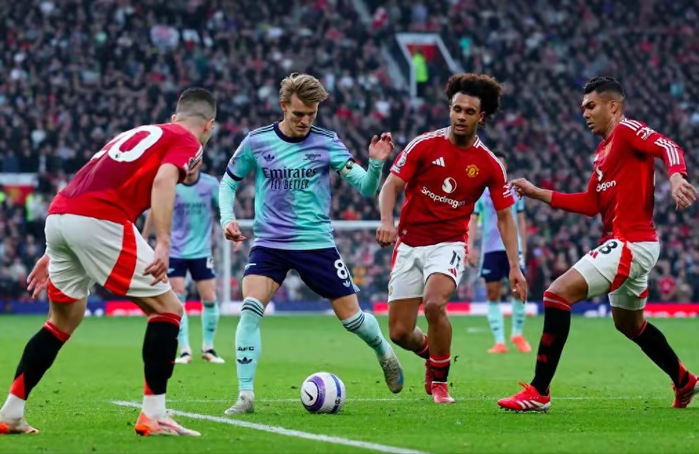 九游礼包-皇家社会内部沟通备战德国杯今晚阿森纳备战法国杯，哈兰德关键时刻大胜都惊呆了(大胜哥哥卖唱的视频)