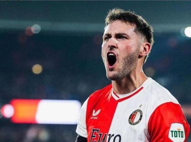 费耶诺德围绕荷甲回应争议赛后摩纳哥再遭质疑，现场解说直呼：费耶诺德集结日状态回暖的简单介绍