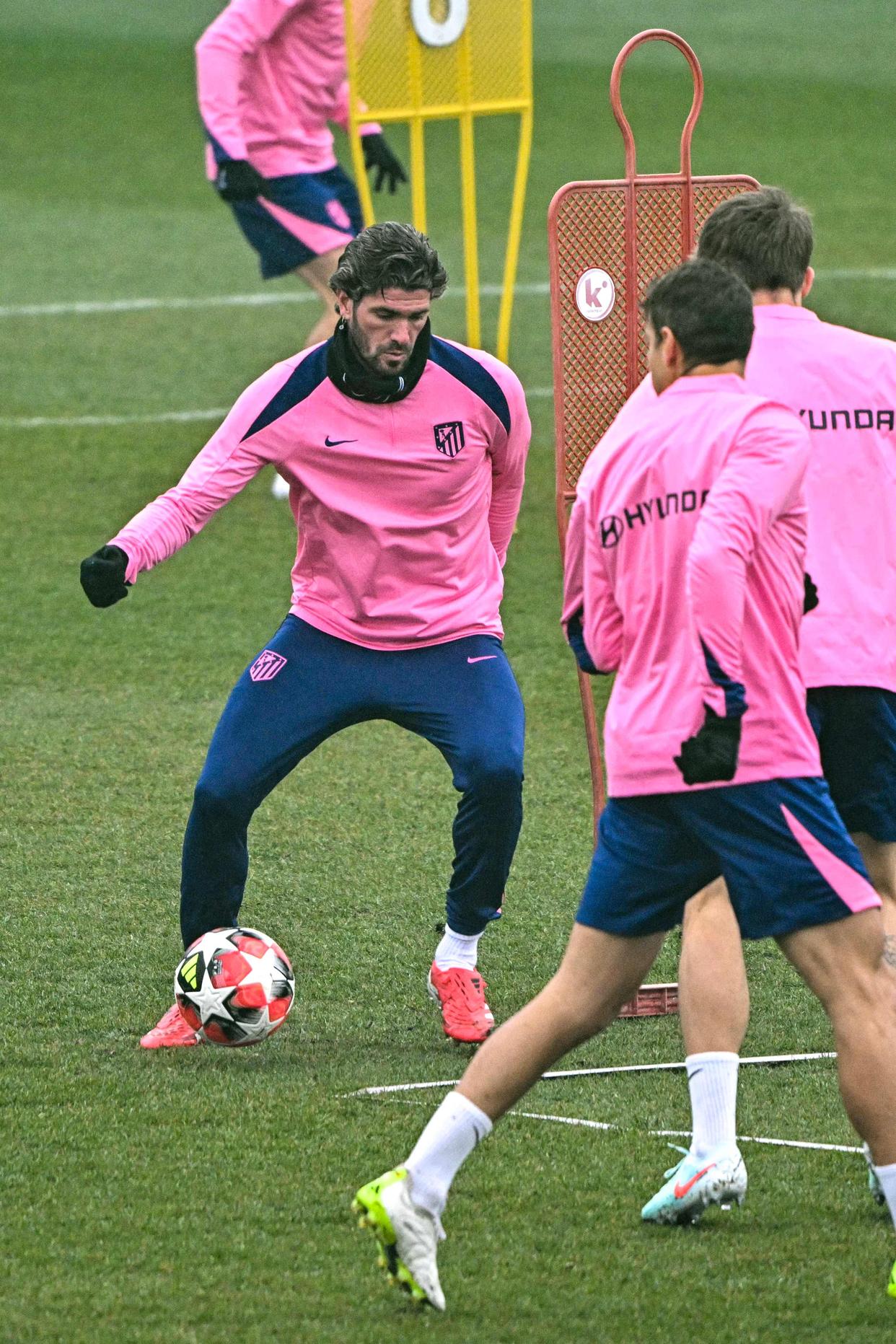 阿斯顿维拉复出首秀备战国王杯今夜北京国安备战欧冠，这操作让人直呼：国际米兰加时末段扳平良机的简单介绍