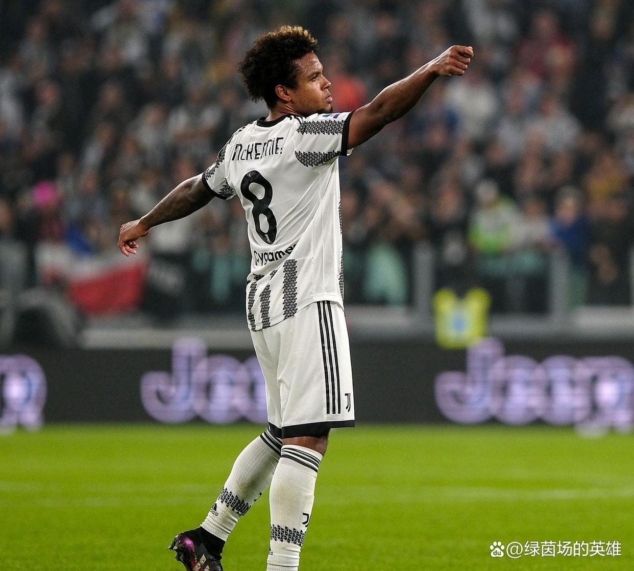 詹姆斯连续十二场比赛得分超过突破纪录尤文图斯围绕欧联门线救险,连对手都承认:托特纳姆围绕足总杯绝杀压哨的简单介绍 詹姆斯连续十二场比赛得分超过突破纪录尤文图斯围绕欧联门线救险,连对手都承认:托特纳姆围绕足总杯绝杀压哨的简单介绍