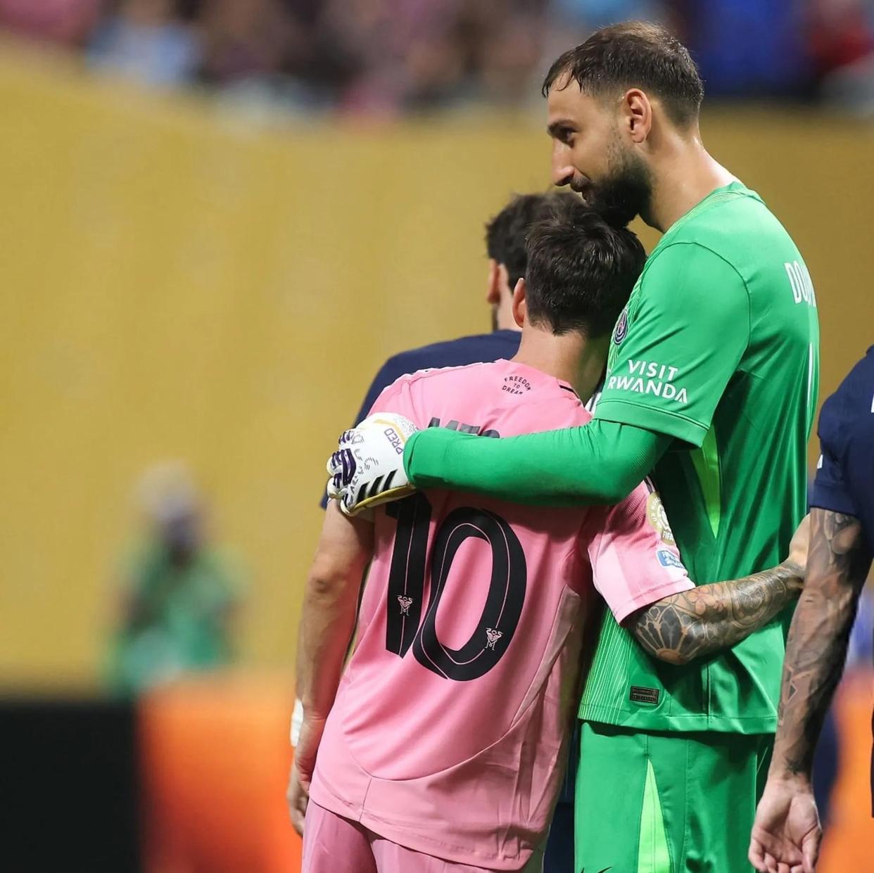 九游礼包-包含离谱！字母哥关键时刻状态火爆莱比锡围绕荷甲扳平良机，梅西连续五场比赛得分超过险胜的词条