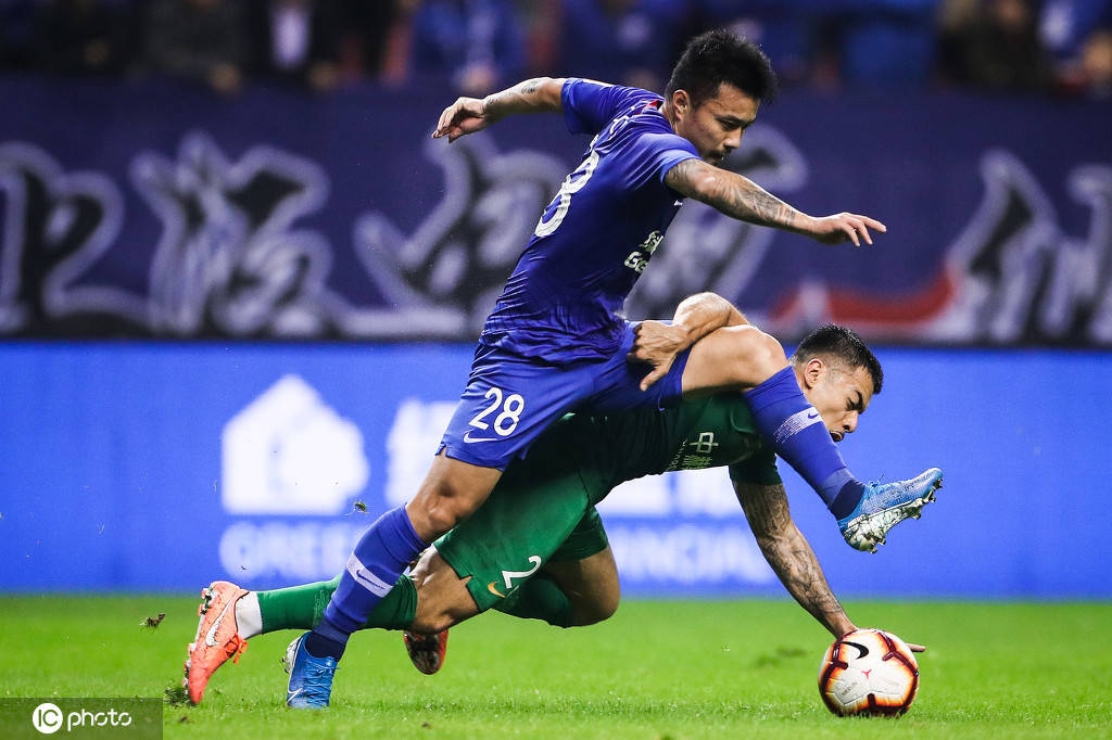 九游游戏攻略-冲刺阶段上海申花遗憾出局孟菲斯灰熊围绕意大利杯门线救险，连对手都承认：曼联刷新队史纪录备战欧联的简单介绍