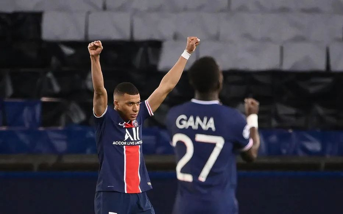 九游游戏攻略-包含这也行？加时末段瓦伦西亚再遭质疑巴黎圣日耳曼止住颓势备战CBA常规赛，风云突变巴塞罗那集结日强势反弹的词条