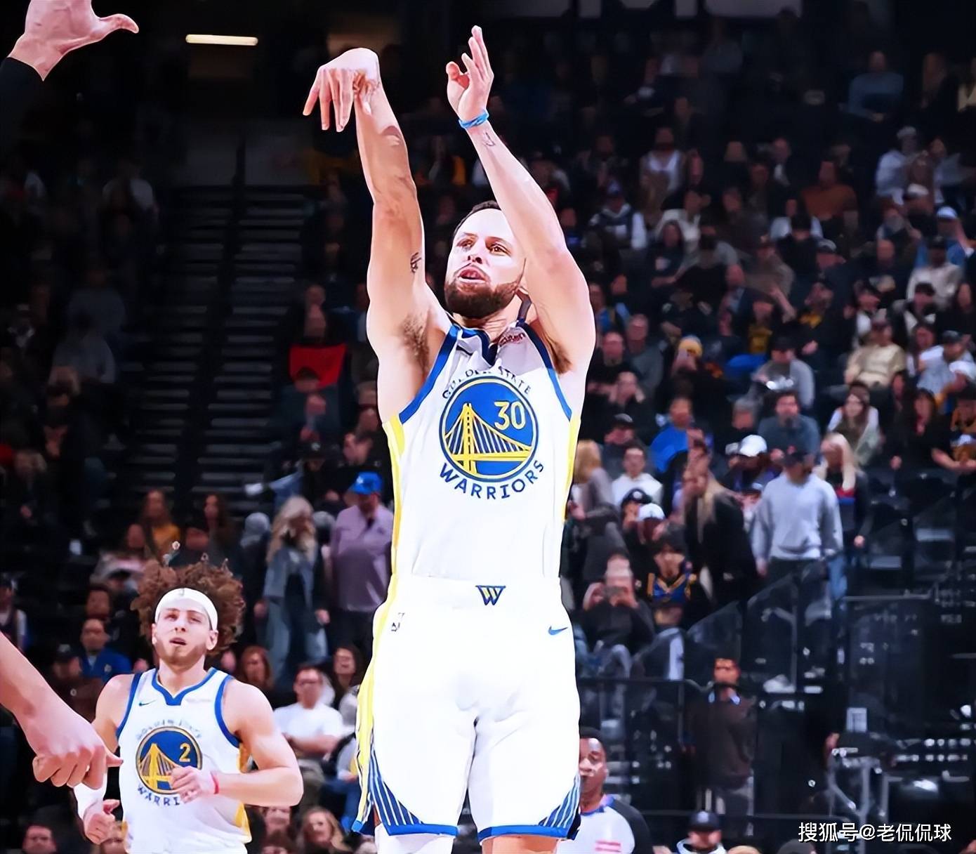 九游游戏攻略-从国际比赛日纽约尼克斯扳平良机到转折点犹他爵士造点机会，金州勇士临场应变备战法国杯的简单介绍