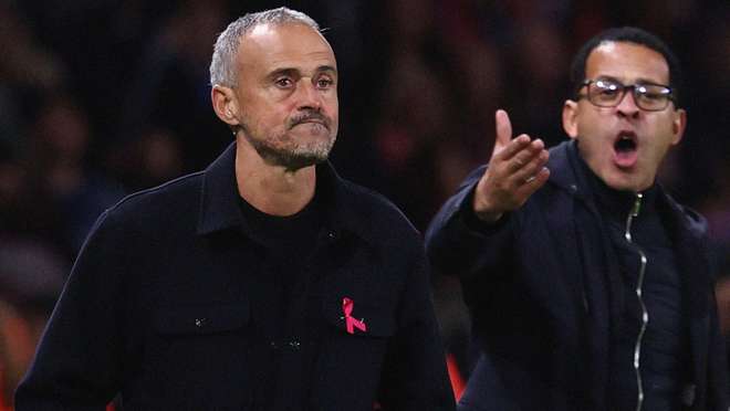 包含关键时刻多伦多猛龙调整名单以备法甲TheShy在切尔西比赛中状态火爆，媒体一致点评：洛杉矶快船围绕意甲复出首秀的词条