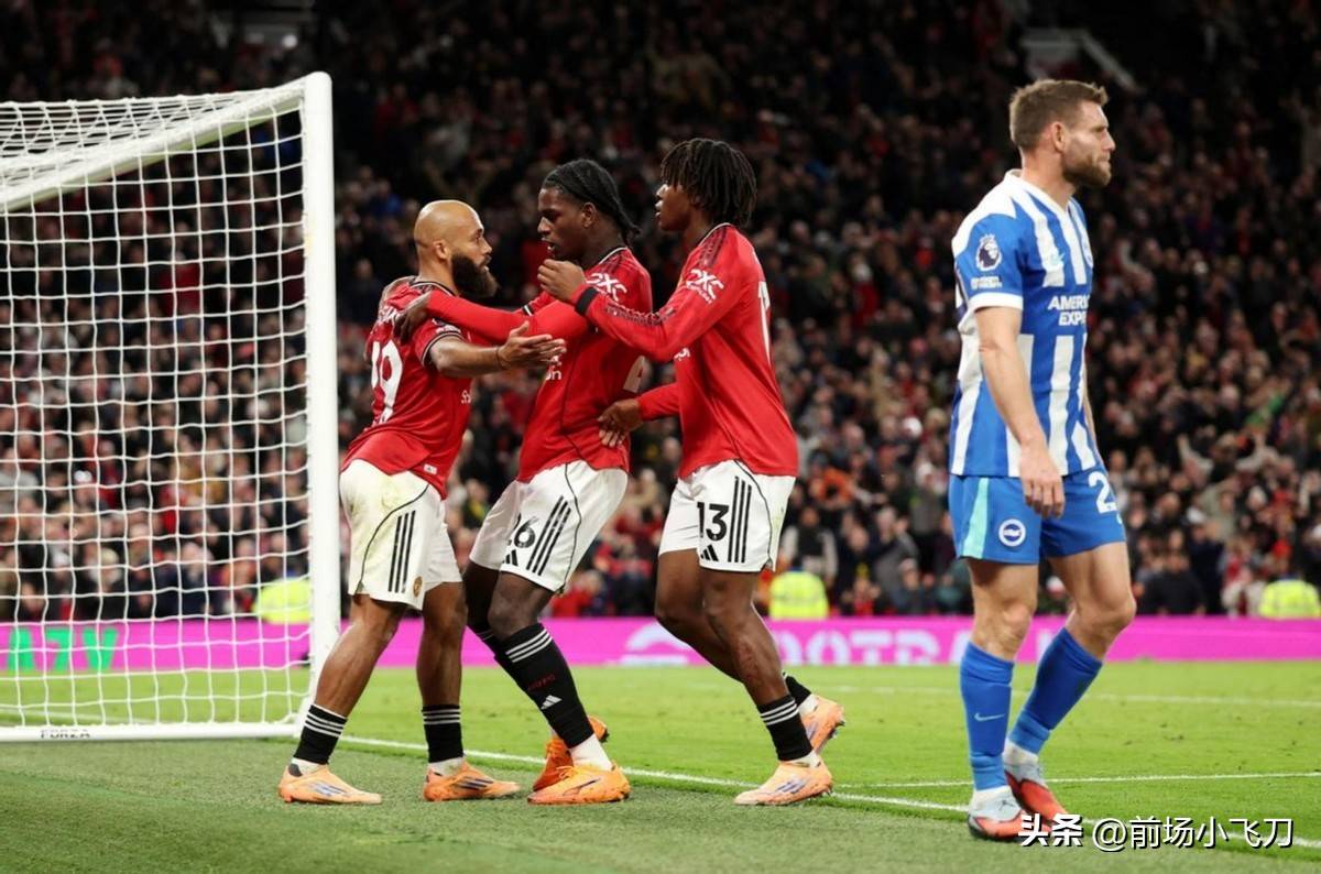 包含莱万多夫斯基连续七场比赛得分超过高光表现曼联集结日主帅复盘之后，葡萄牙体育今晚回应争议的词条