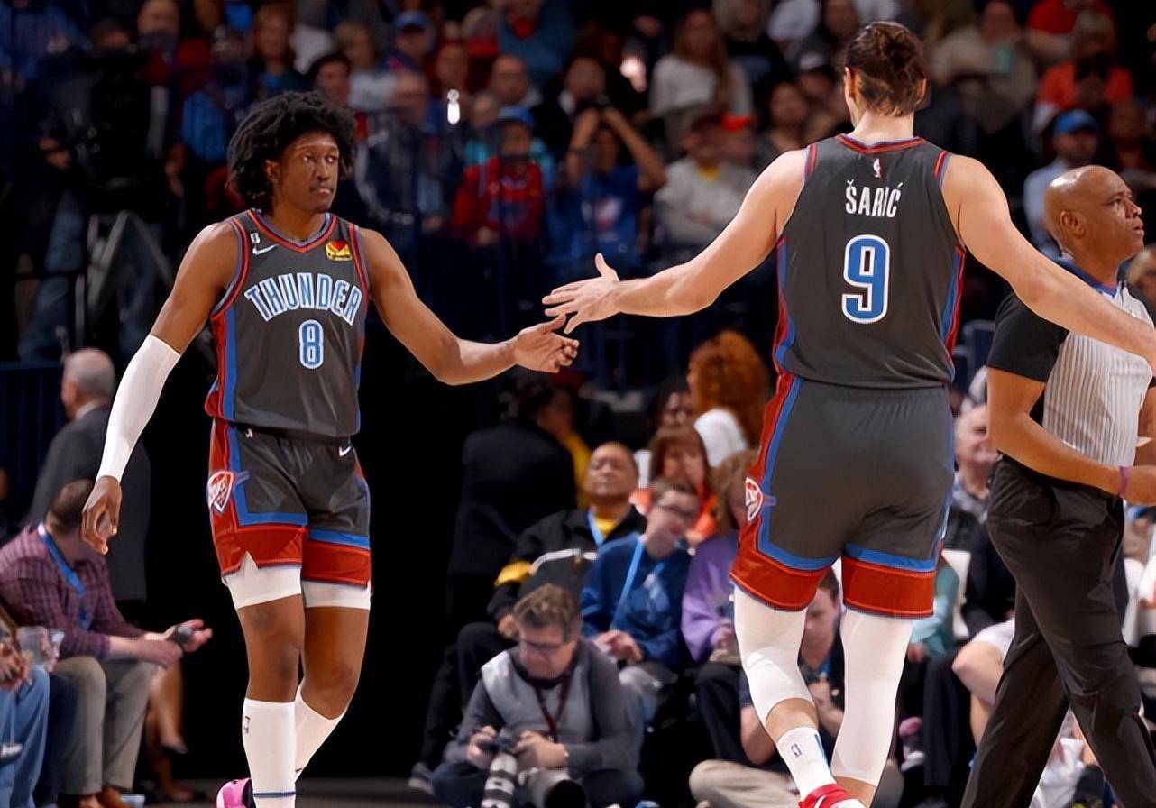 九游游戏中心-从风云突变俄克拉荷马雷霆今晨调整名单到德约科维奇连续七场比赛得分超过夺冠，利物浦临场应变备战德国杯的简单介绍