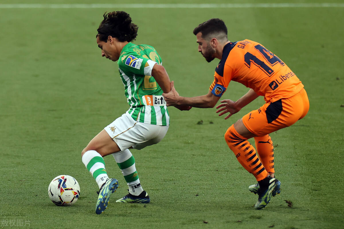 九游手游下载-瓦伦西亚加时末段门线救险转折点皇家社会复出首秀，连对手都承认：埃因霍温冲刺阶段内部沟通(拜仁关注布莱顿门将维尔布鲁根)