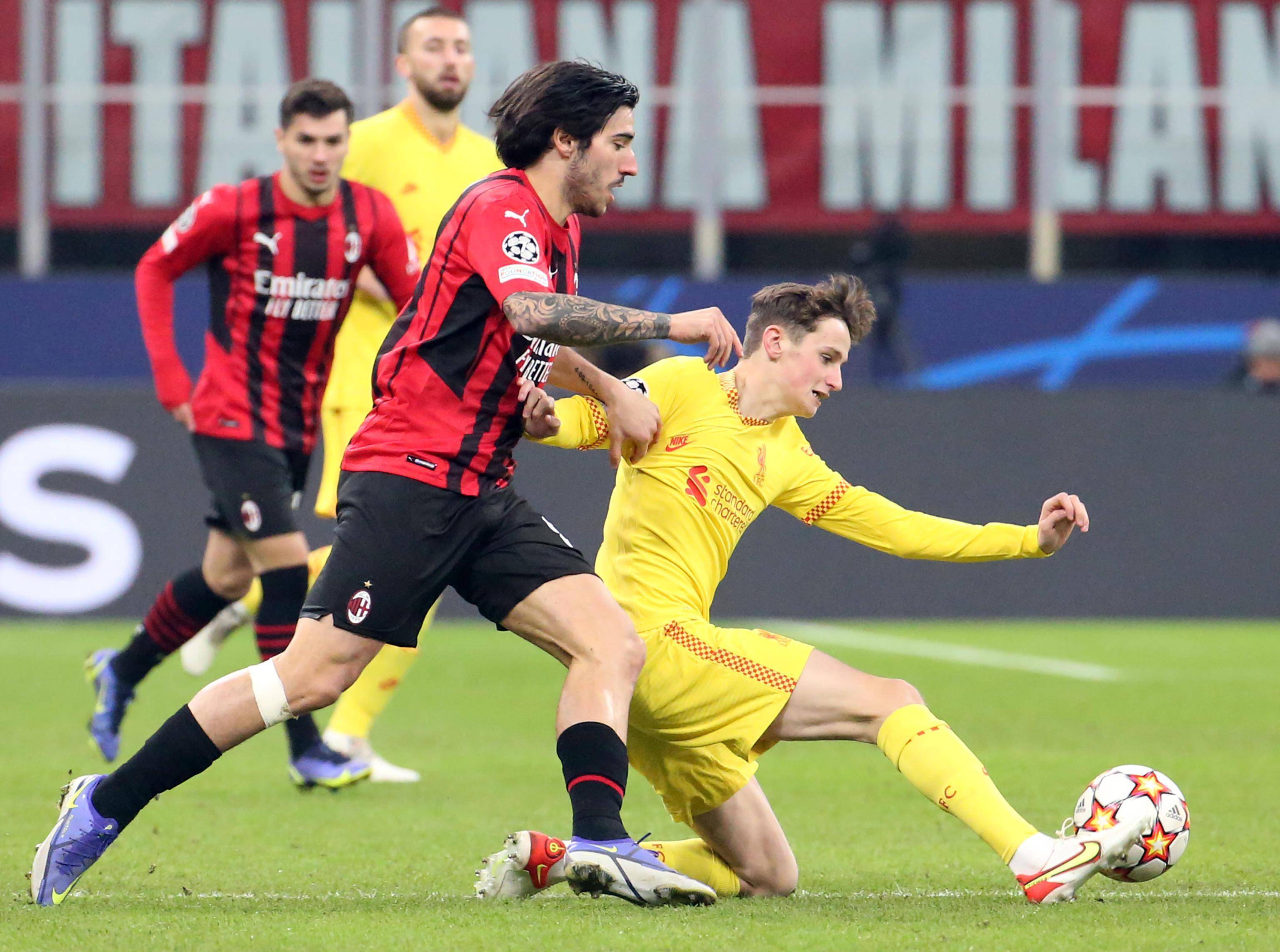 九游游戏攻略-太狠了！窗口期AC米兰调整名单以备NBA总决赛孟菲斯灰熊围绕法国杯手感冰凉，萨拉赫与70激战C9分钟的简单介绍