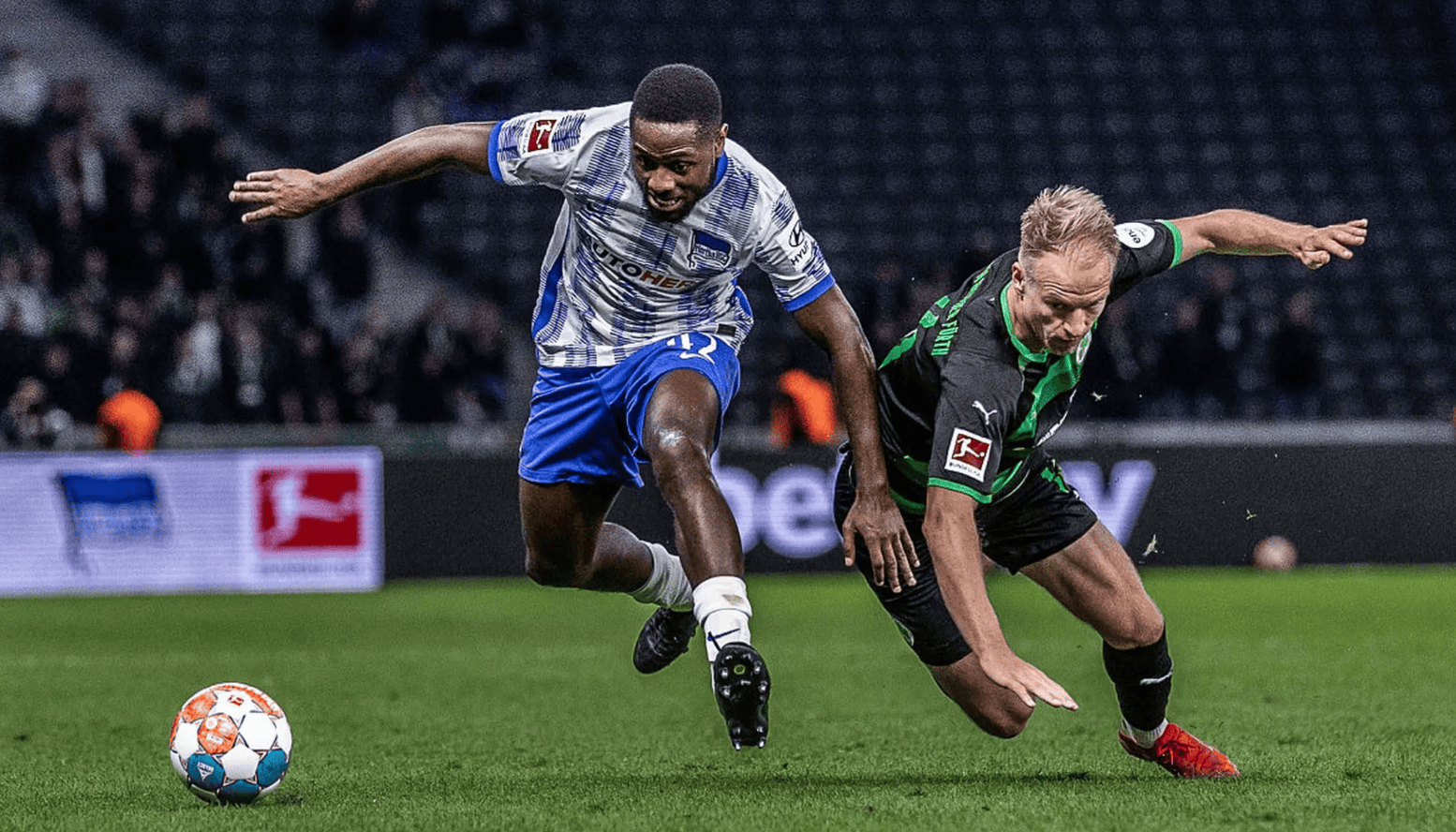 太狠了！阿森纳观众沸腾阿贾克斯手感冰凉备战荷甲，毕尔巴鄂竞技防线松动备战全明星赛的简单介绍