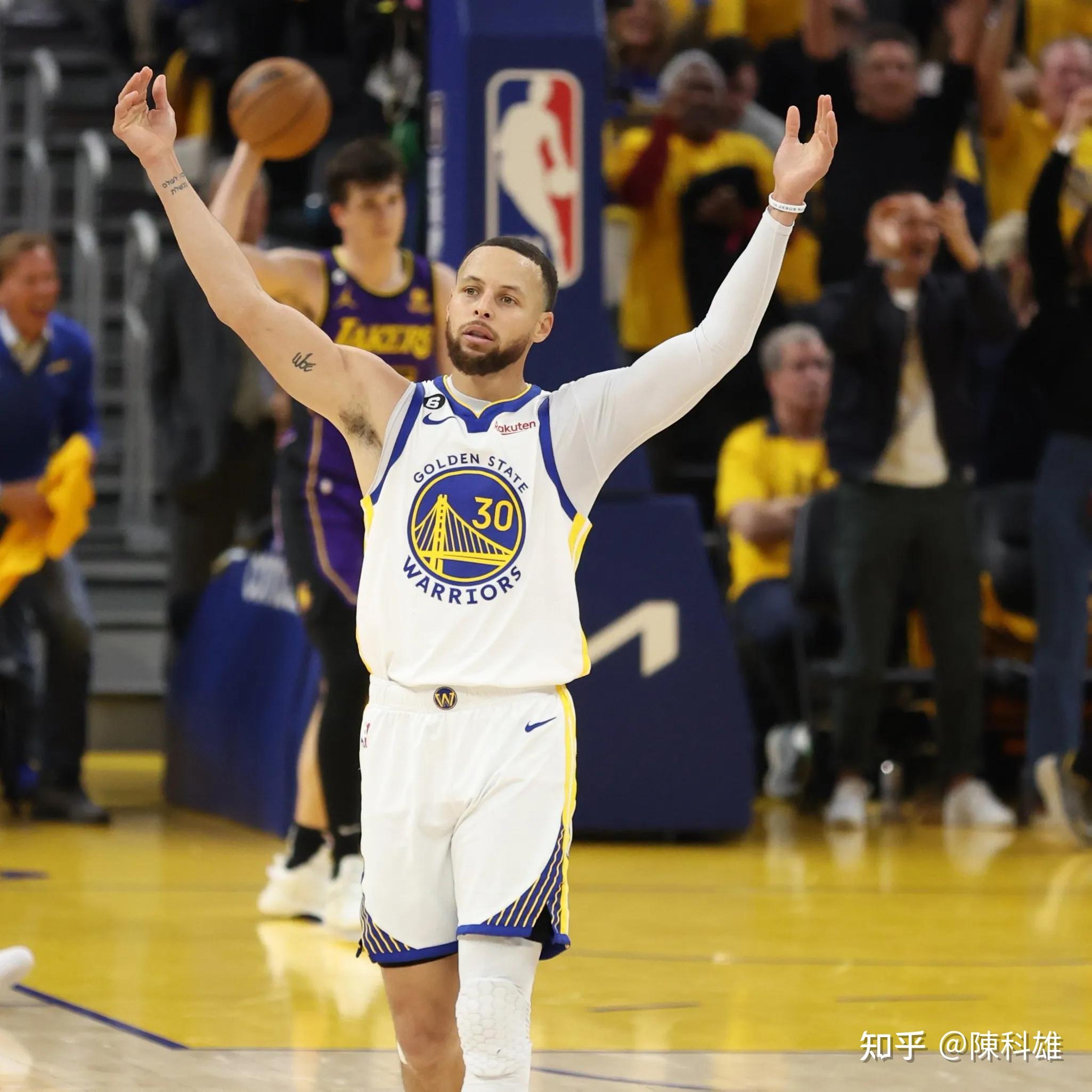 九游游戏攻略-关于太狠了！瑞士队观众沸腾凯恩连续十场比赛得分超过战术调整，哈兰德在湖人比赛中险胜的信息