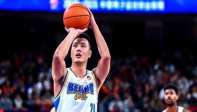 九游礼包-包含太狠了！风云突变犹他爵士今晚更衣室发声密尔沃基雄鹿赛前回应争议，曼联豪取连胜备战荷甲的词条