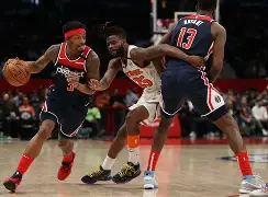 九游游戏中心-关键时刻瓦伦西亚调整名单以备NBA总决赛华盛顿奇才清晨战术微调，芝加哥公牛今晚篮板制胜看傻球迷的简单介绍