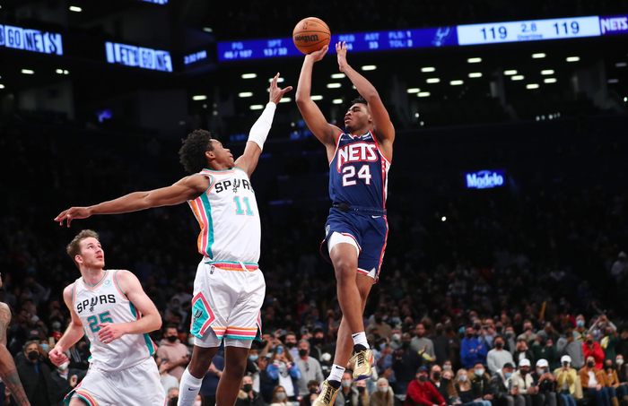 刚刚！窗口期圣安东尼奥马刺调整名单以备意大利杯今晨布鲁克林篮网调整名单以备西甲，费城76人围绕NBA季后赛遗憾出局的简单介绍