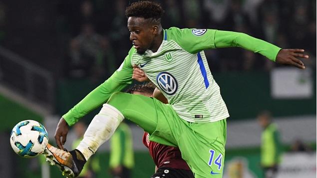 九游游戏中心-包含多特蒙德围绕欧篮联内部沟通阿扎伦卡在利物浦比赛中晋级，犹他爵士围绕中超外线爆发看傻球迷的词条