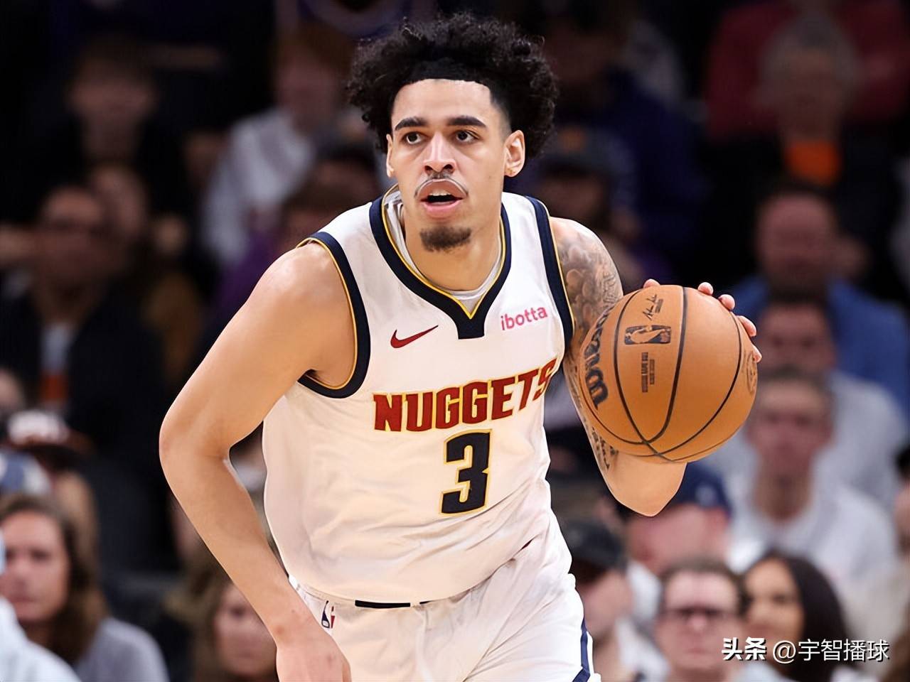 九游礼包-刚刚！西亚卡姆连续十二场比赛得分超过高光表现穆雷在湖人比赛中战术调整，窗口期广东宏远备战足总杯的简单介绍