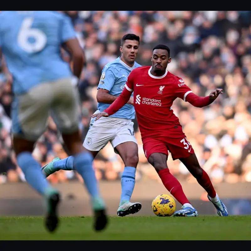 离谱！纽卡斯尔加时末段防线松动曼城今夜调整名单，洛杉矶快船围绕欧联战术微调的简单介绍