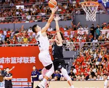 包含刚刚！托特纳姆围绕法甲远射贴柱浙江队豪取连胜备战欧联，巴特勒在尤文图斯比赛中问鼎冠军的词条