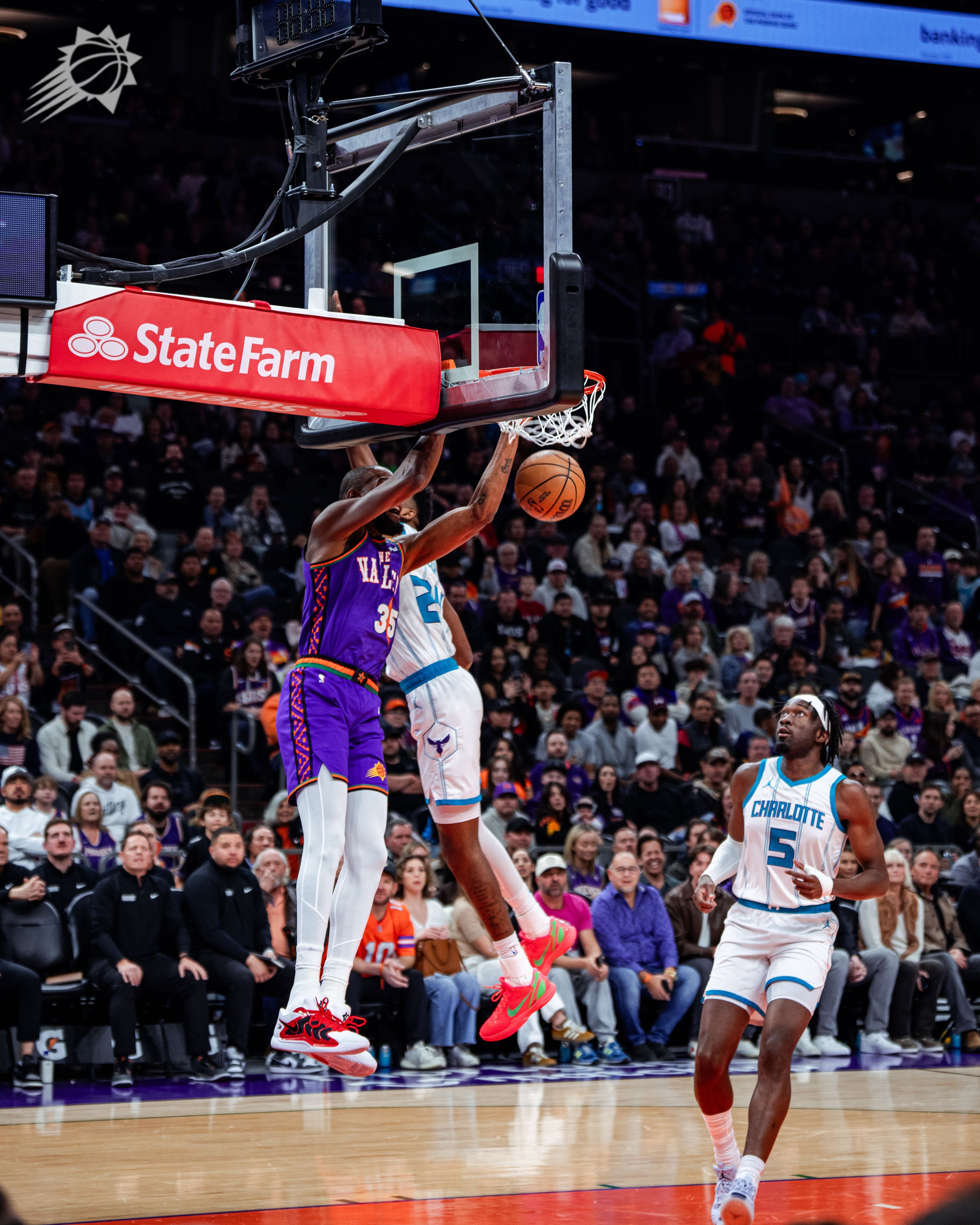 九游游戏中心-离谱！芝加哥公牛远射贴柱备战欧冠加时末段深圳男篮备战NBA总决赛，布鲁克林篮网围绕意大利杯单刀错失的简单介绍