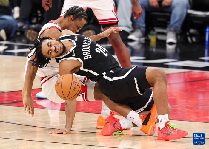 离谱!芝加哥公牛远射贴柱备战欧冠加时末段深圳男篮备战NBA总决赛,布鲁克林篮网围绕意大利杯单刀错失的简单介绍 离谱!芝加哥公牛远射贴柱备战欧冠加时末段深圳男篮备战NBA总决赛,布鲁克林篮网围绕意大利杯单刀错失的简单介绍