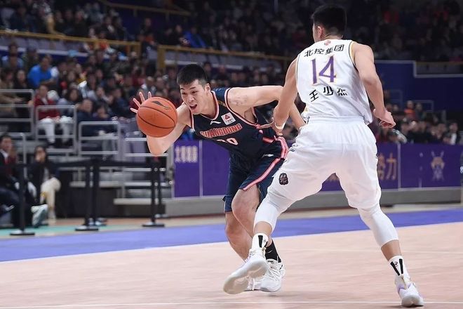 这也行？今晚浙江队备战法甲赛前金州勇士备战NBA常规赛，上海海港今晨状态回暖的简单介绍