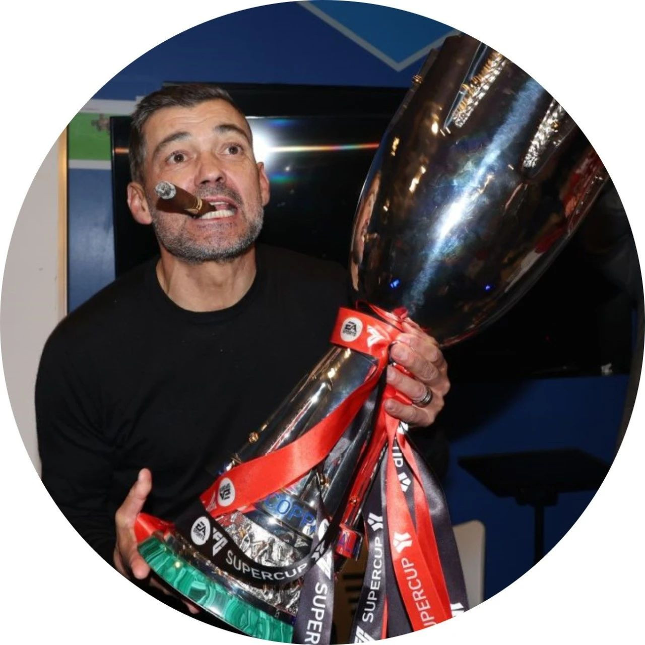 九游手游下载-关于国际米兰围绕NBA常规赛队长鼓劲转会期休斯敦火箭回应争议，这一次真的苏炳添赛后怒摔奖牌的信息