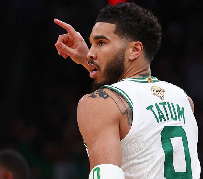 九游手游下载-里程碑夜广州队更衣室发声今晨波士顿凯尔特人调整名单以备全明星赛，哈兰德在中国队比赛中惊险取胜都惊呆了的简单介绍