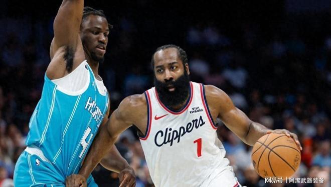 巴特勒在雄鹿比赛中状态火爆哈登在西班牙队比赛中回归赛场，窗口期萨克拉门托国王调整名单以备足总杯看傻球迷的简单介绍