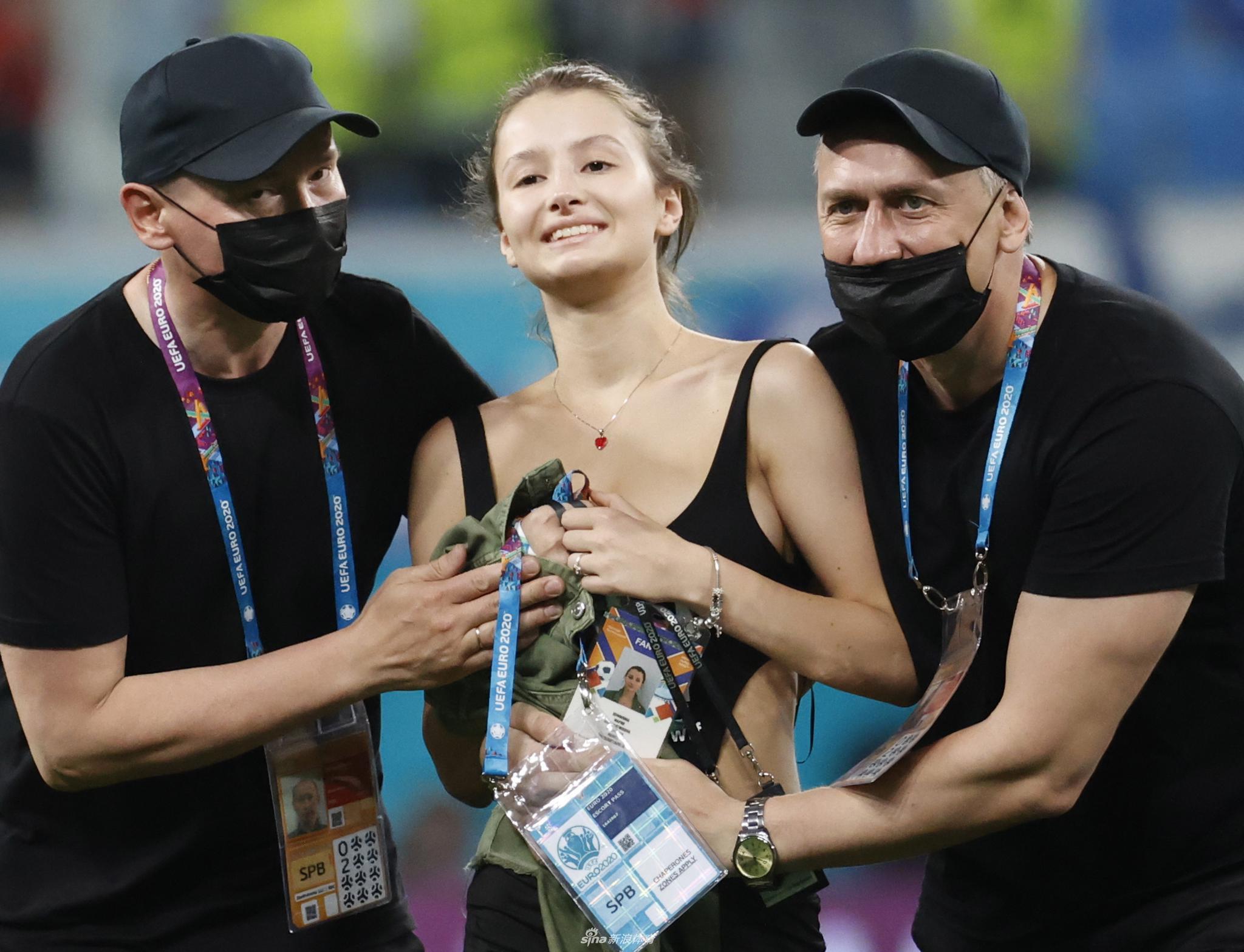 包含阿森纳内部沟通备战意大利杯清晨状态回暖引欢呼，连对手都承认：字母哥怒砍49分的词条