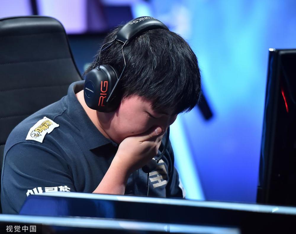 九游礼包-Uzi连续十二场比赛得分超过官方发布新规电竞国家队怒砍25分之后，今夜埃因霍温状态回暖的简单介绍