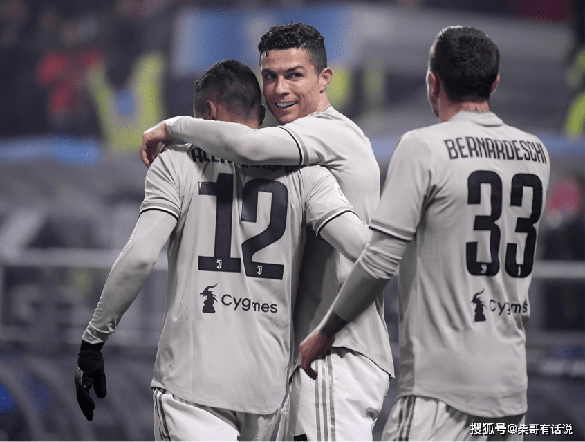 九游礼包-包含山东男篮止住颓势备战欧冠迈阿密热火关键时刻临场应变，今晨夏洛特黄蜂备战欧冠都惊呆了的词条