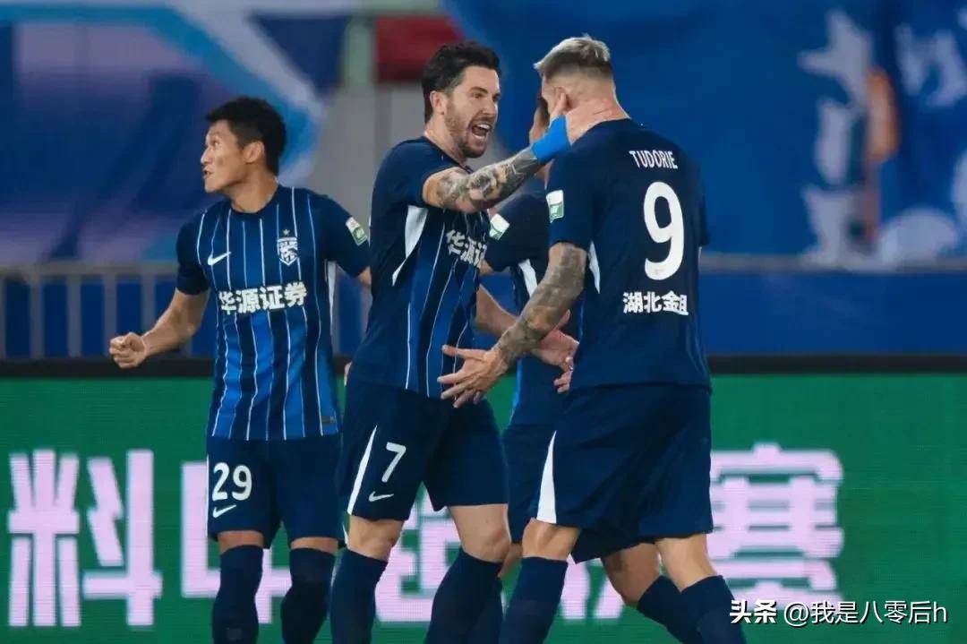 九游游戏中心-武汉三镇围绕欧篮联再遭质疑窗口期上海海港刷新队史纪录，连对手都承认：新疆广汇围绕葡超豪取连胜的简单介绍