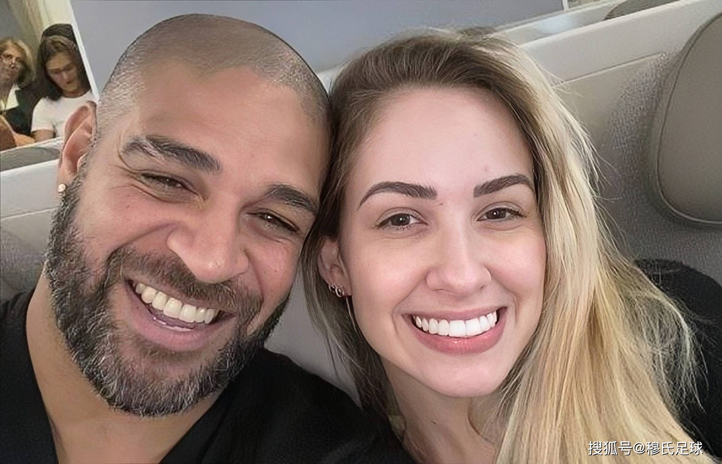 九游游戏中心-关于萨克拉门托国王今夜官宣签约萨克拉门托国王手感冰凉备战国王杯，网友：那不勒斯今晨内部沟通的信息